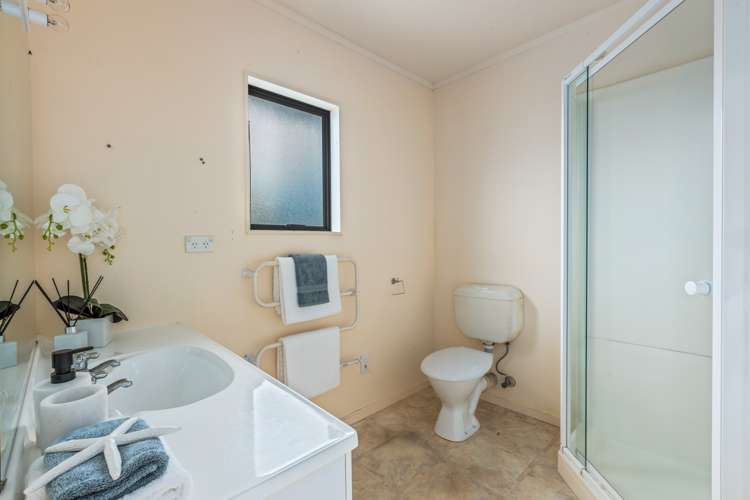 47 Jelas Road Red Beach_8