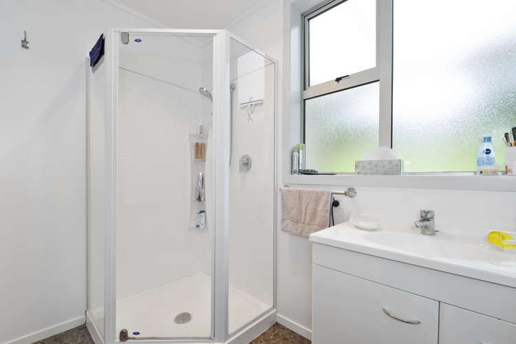 15 Wharfdale Street Macandrew Bay_13