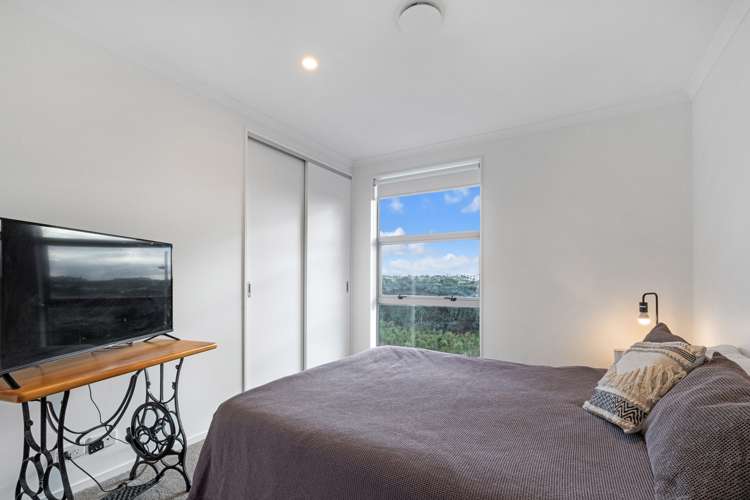 33 Bonnette Road Flat Bush_13