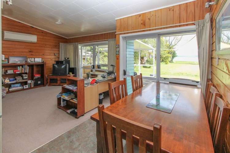 7 Cooper Avenue Holdens Bay_14