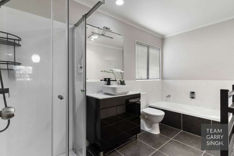 32 Sarteano Drive Manurewa_8