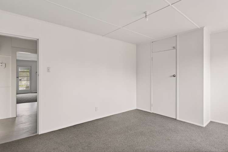 123 Chalmers Road Elgin_23