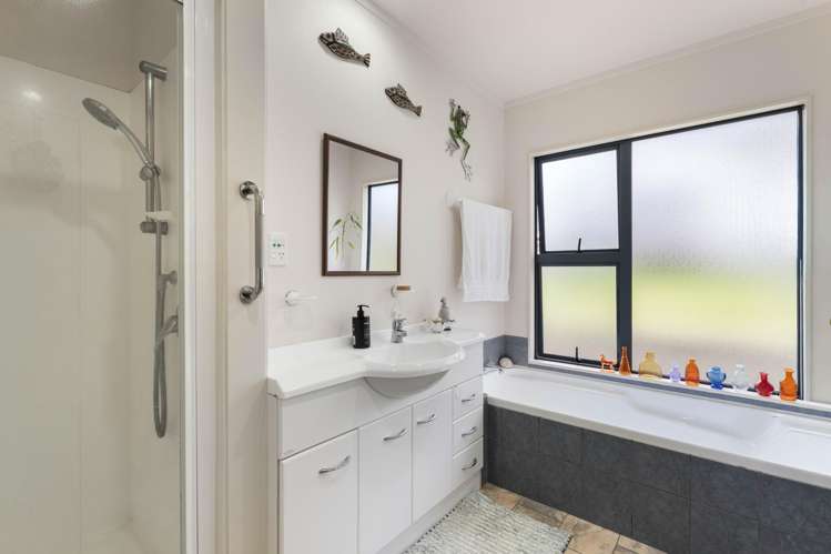 108 Tobie Place Whangamata_13