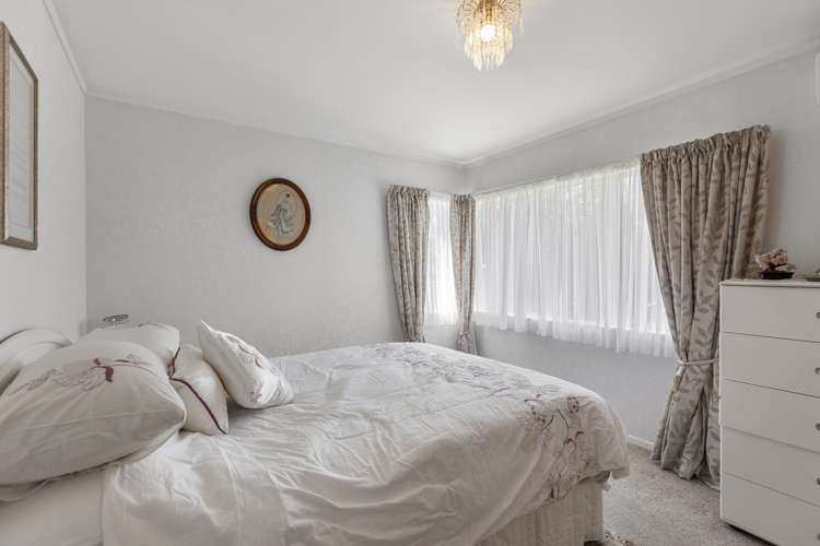 27 Brookesmith Drive Waiuku_10