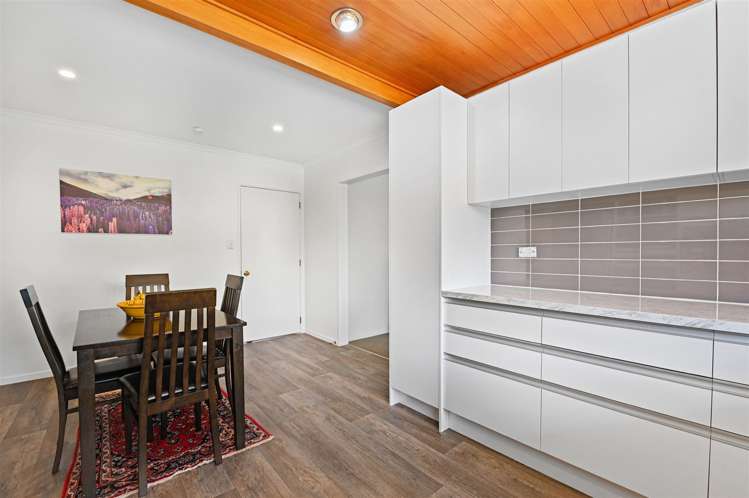 2/1 Thorrington Road Cashmere_6
