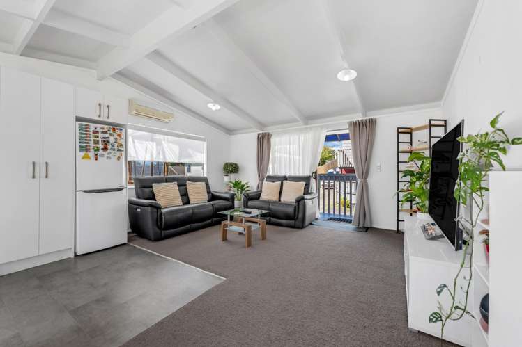 4A Gallony Avenue Massey_24