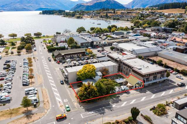 Prime Corner Commercial Site