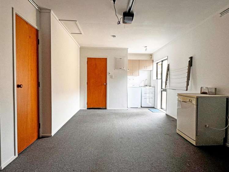 1/12 Shakespeare Road Milford_11