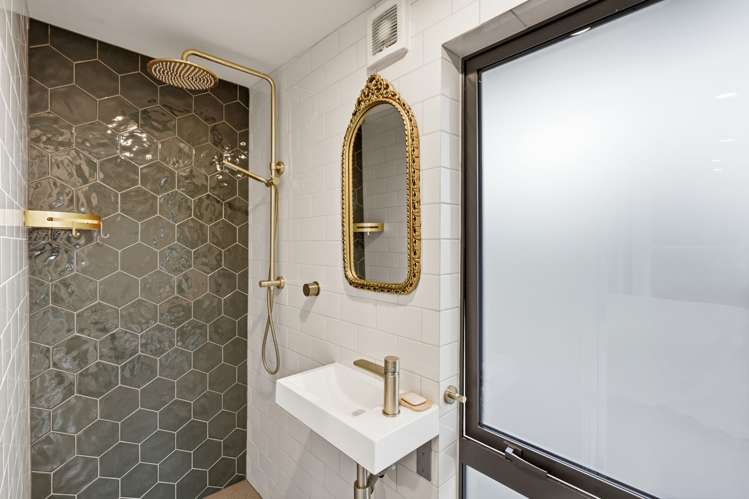 1 Cass Bay Place Cass Bay_27