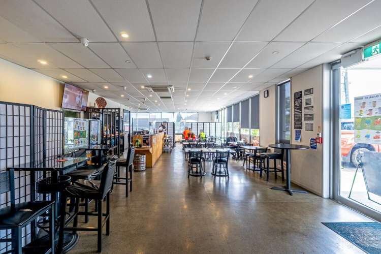 6/4038 Great North Road Glen Eden_3