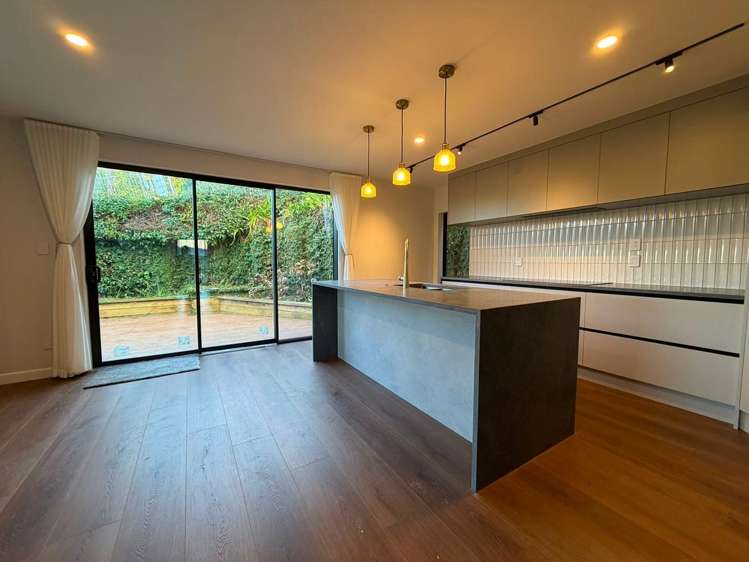 3/47 Waimarie Street St Heliers_10
