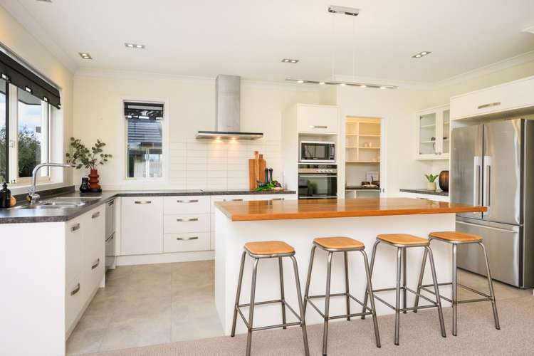 105 Pharazyn Street Feilding_3