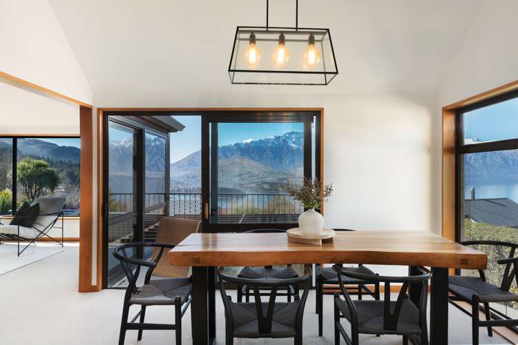 29 Greenstone Place Fernhill/Sunshine Bay_7