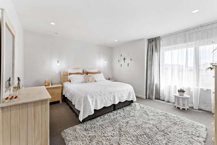 3 Sierra Pine Road Hobsonville_13