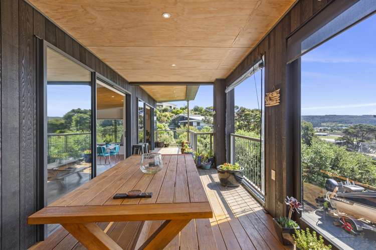 21 Seabreeze Way Raglan_1
