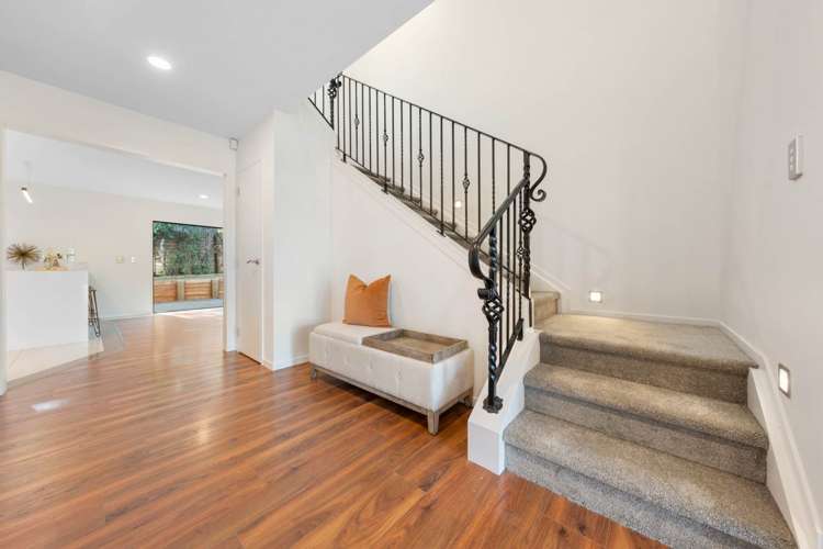 8 Mebis Way Flat Bush_15