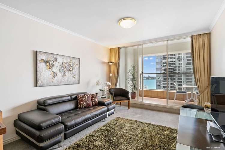 2406/8 Albert Street Auckland Central_6