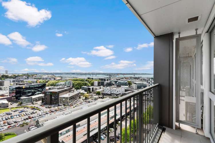 1304/53 Cook Street Auckland Central_10