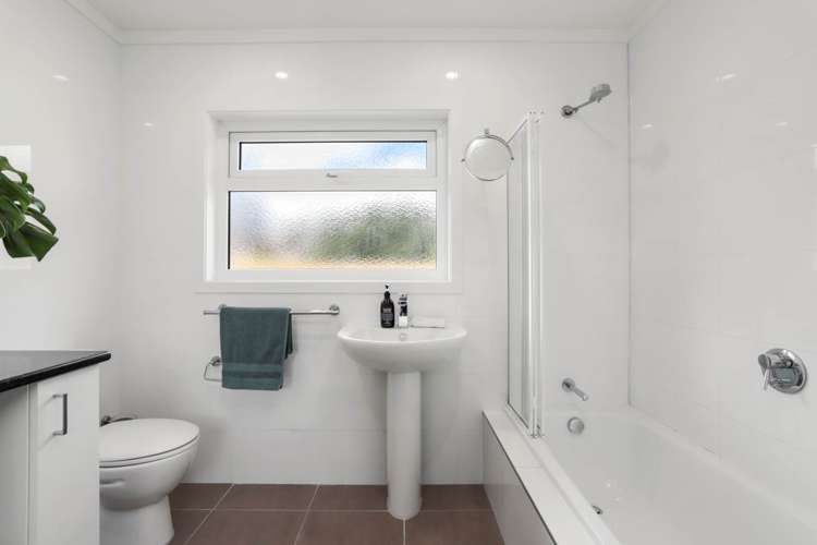 33a Renata Crescent Te Atatu Peninsula_14