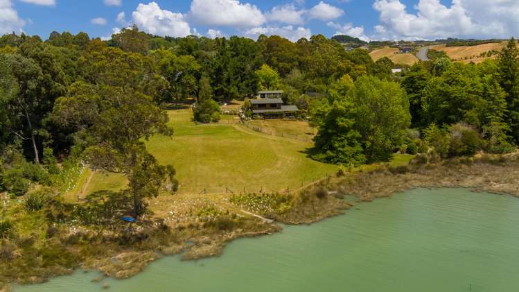 370 The Coastal Highway Redwood Valley_19