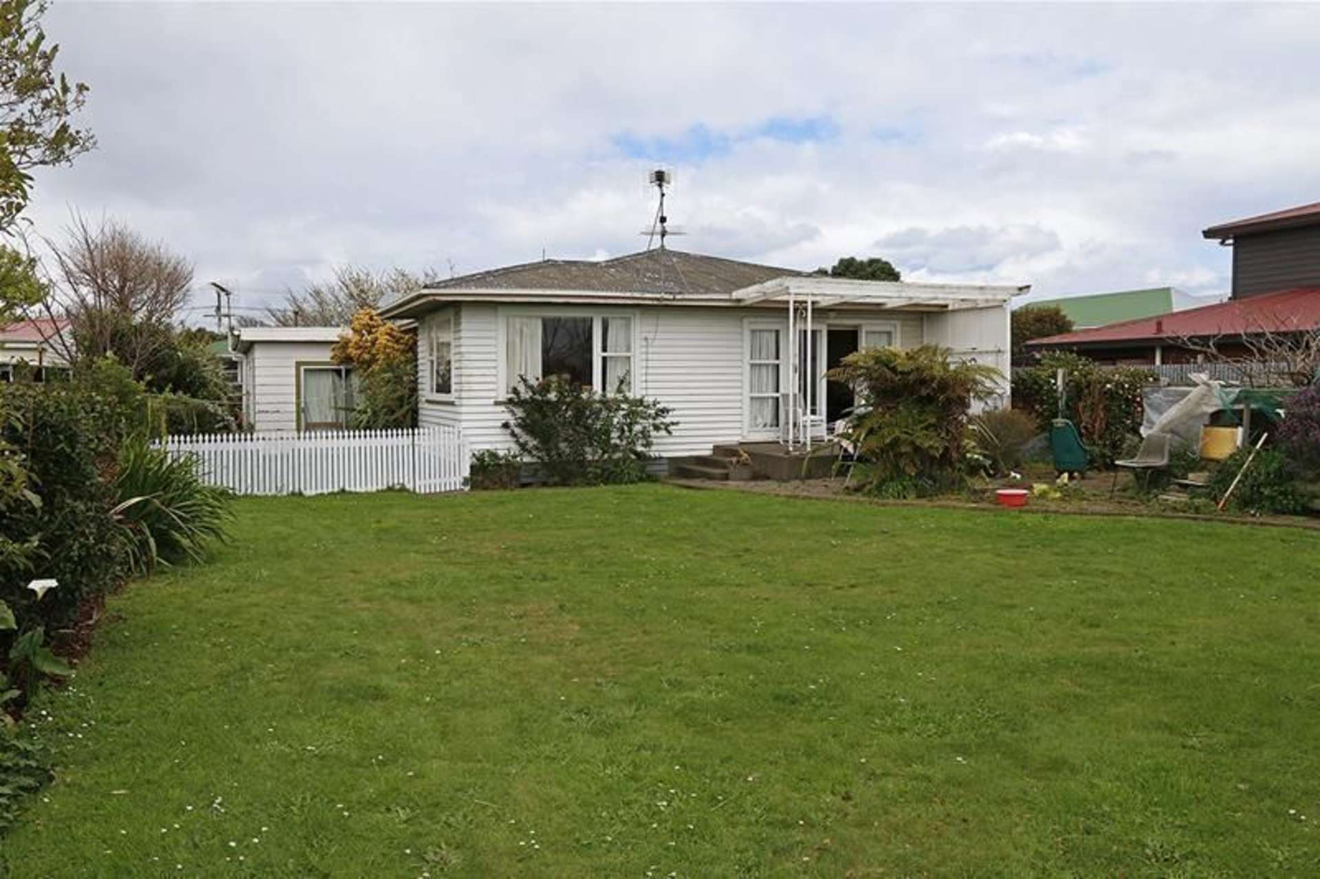 41 Camberwell Road Hawera_0