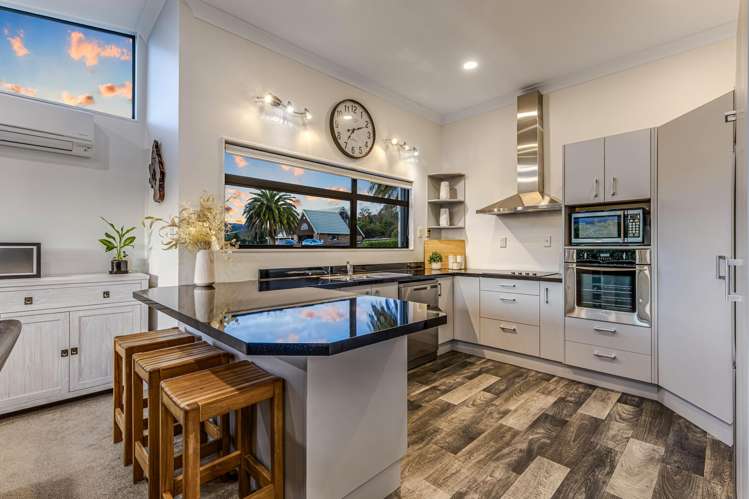 24 Mount Marua Drive Timberlea_2