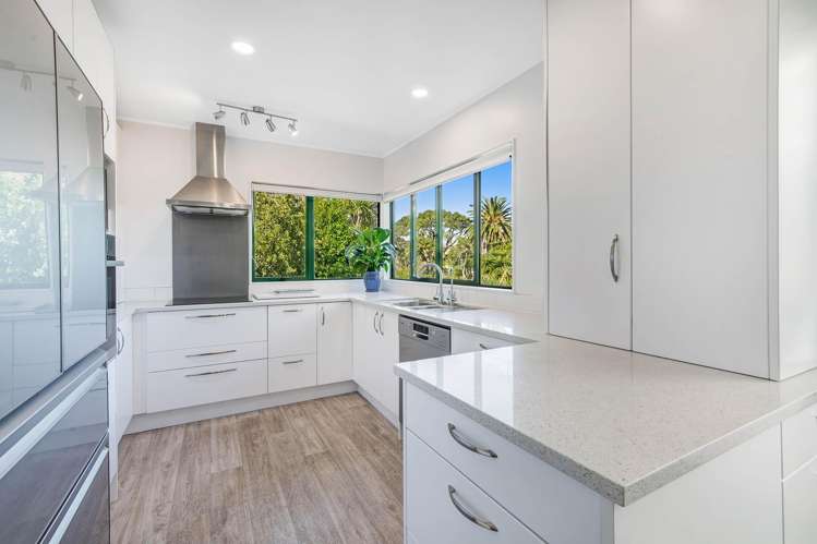 28D Zealandia Road Manly_11