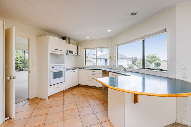 2/14 Kells Place Botany Downs_8