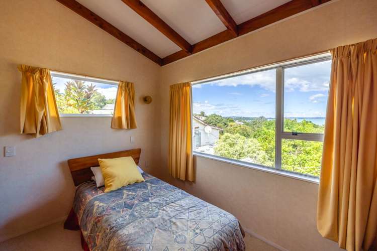 12 Moana Avenue Surfdale_13