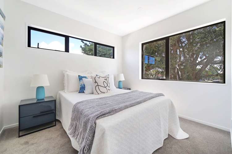 1-8, 32 Sunlands Drive_5