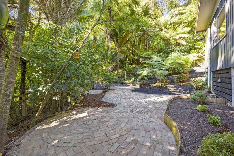 45 Tainui Road Titirangi_24