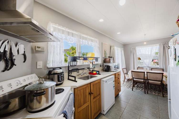 204 and 204b Lascelles Street Hastings_5