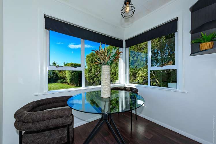 27a Achilles Street Burwood_7