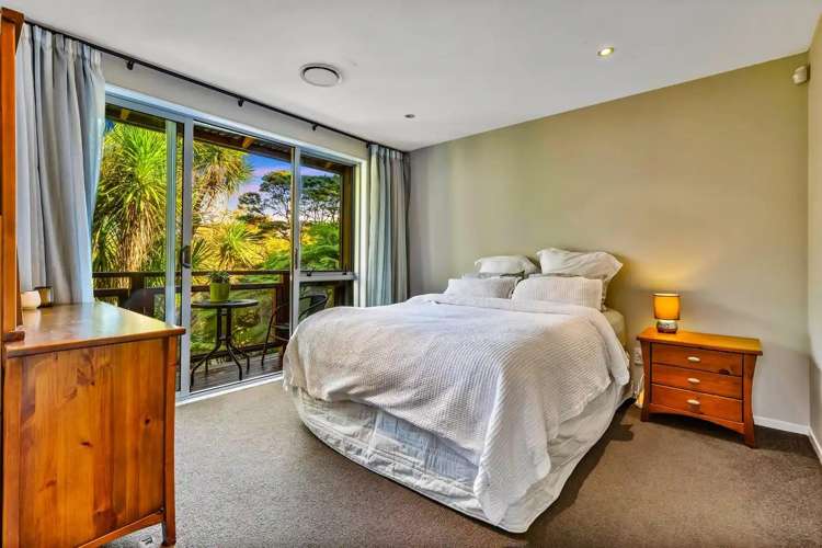 184 Huia Road Titirangi_11