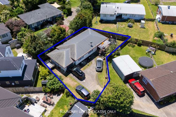 2/36 Convair Crescent Mangere_2