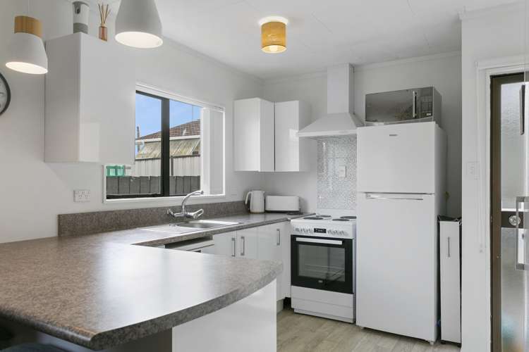 2/217 Rifle Range Road Tauhara_3