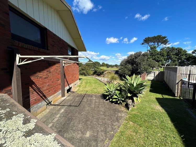 112 Oceanbeach Road Mount Maunganui_21