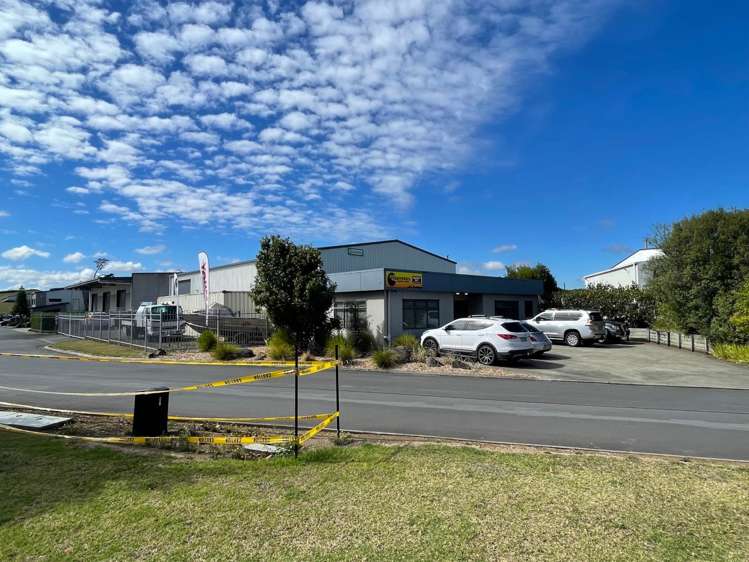 Unit 1/71 Adams Drive_0