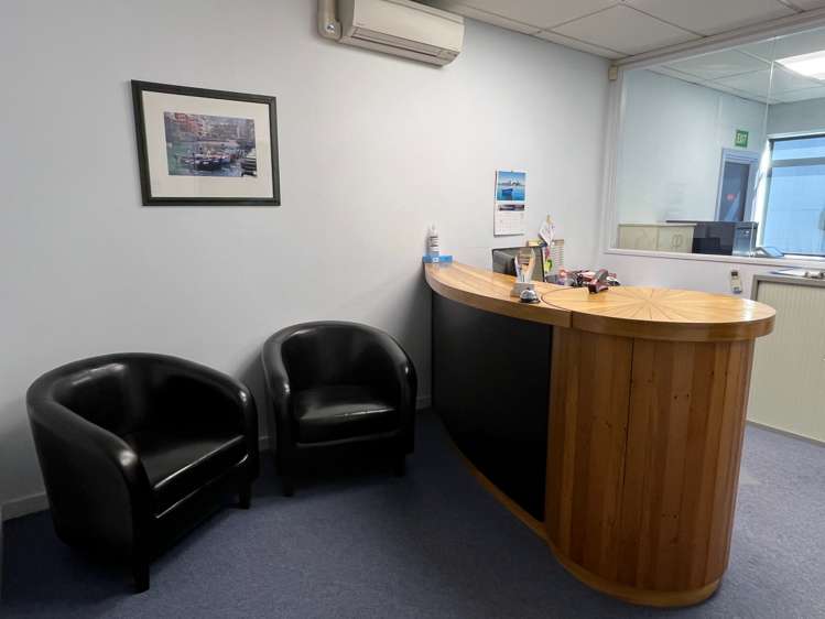 3/46-50 Bloomfield Terrace Hutt Central_3