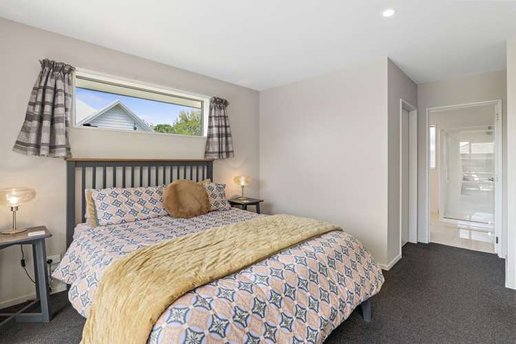 4 Eaton Place Lincoln_12