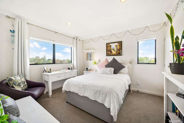 2/18 Limmer Place Browns Bay_12