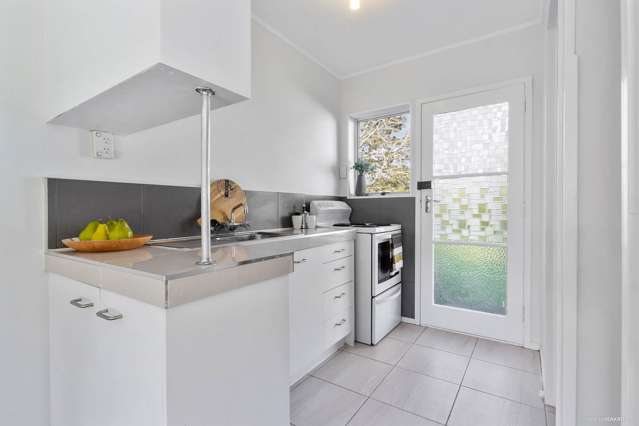 3/11 Alston Avenue Kelston_2