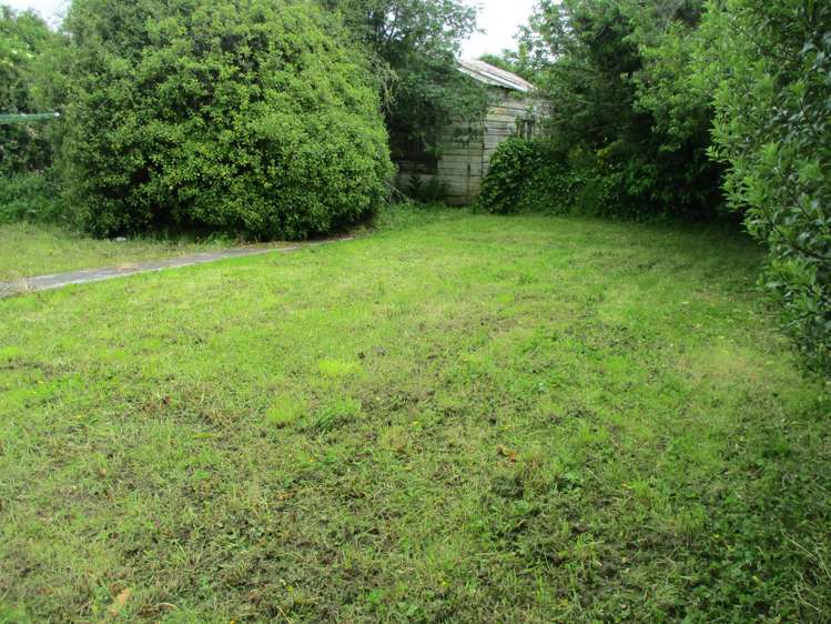 29 Ryley Street Owaka_16