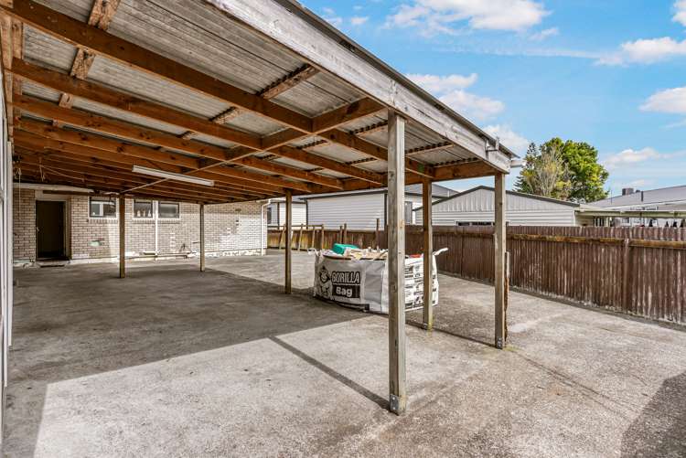 3 Quennell Avenue Favona_17