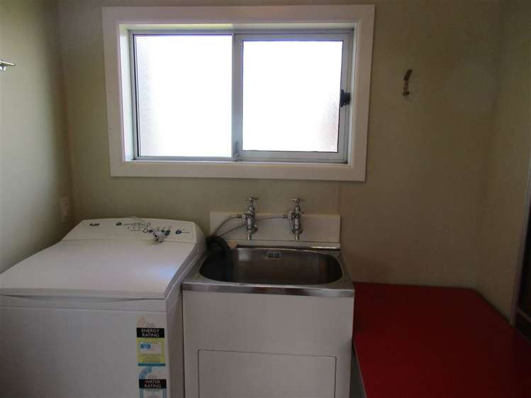 73 Grimness Street Karitane_10