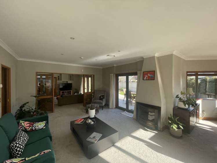 128 Lake Terrace Road Burwood_5