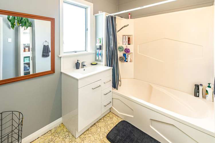 53 Thatcher Street Castlecliff_10