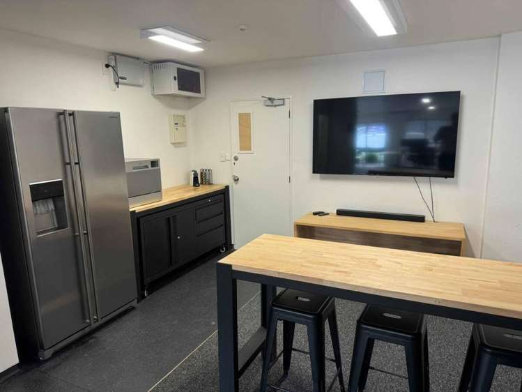 7 Atom Lane Woolston_5
