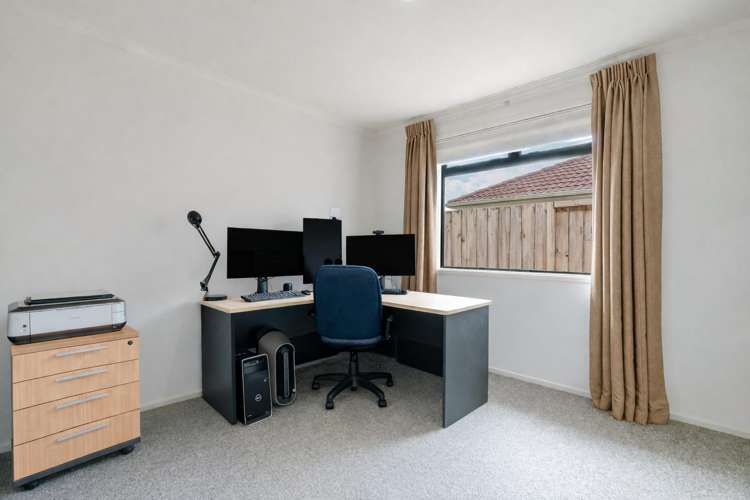 14 St Johns Avenue Hamilton East_10