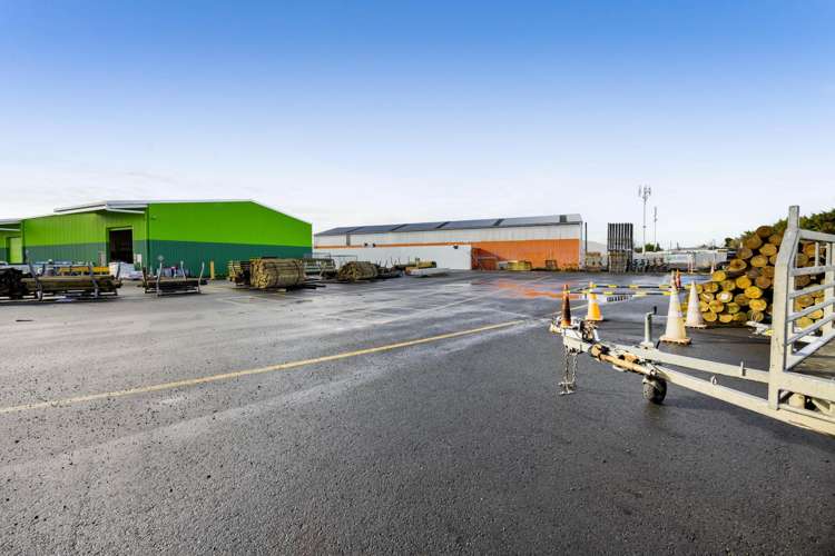 215 Glover Road Hawera_14